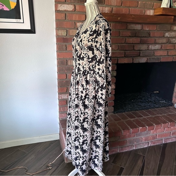 Rungolee Carmina Silk Maxi Dress Tan Black Sz S - Picture 4 of 12